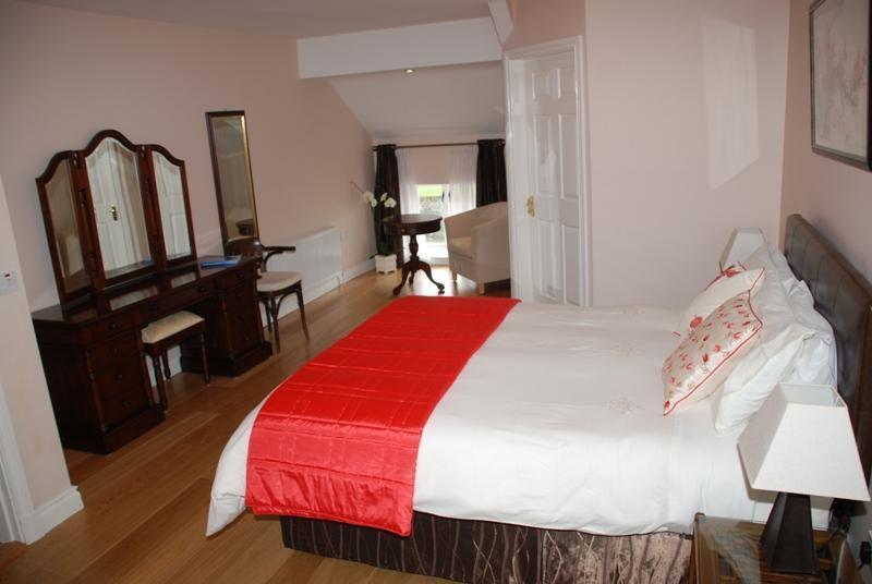 O'Briens Cashel Lodge Номер фото